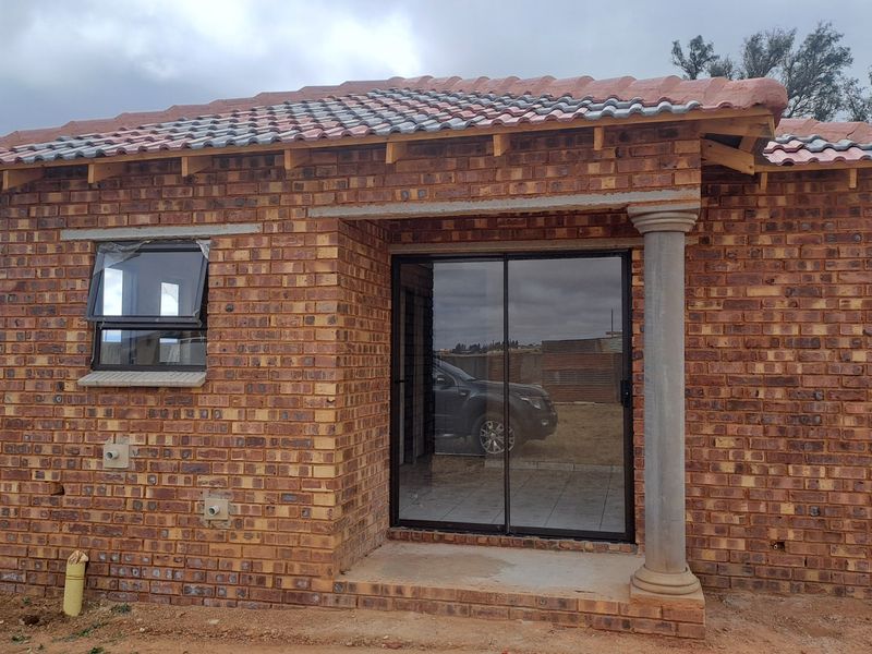 Charming 2-Bedroom Home in Secure New Development – Balfour, Mpumalanga - Photo 3