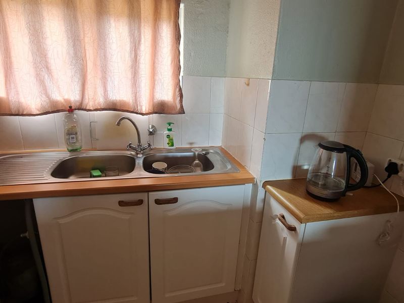 A Great Location By The Beach - Photo 6