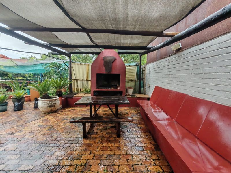 3 Bedroom house with flatlet for Sale in Sasolburg Ext 4 - Business opportunity - Photo 4