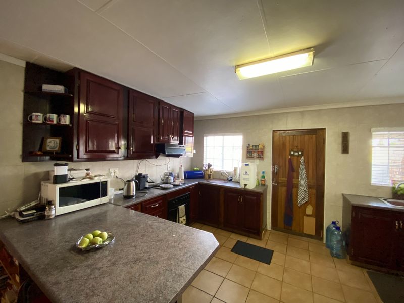 A perfect lifestyle property to treasure - Photo 9