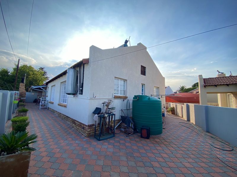 A perfect lifestyle property to treasure - Photo 6