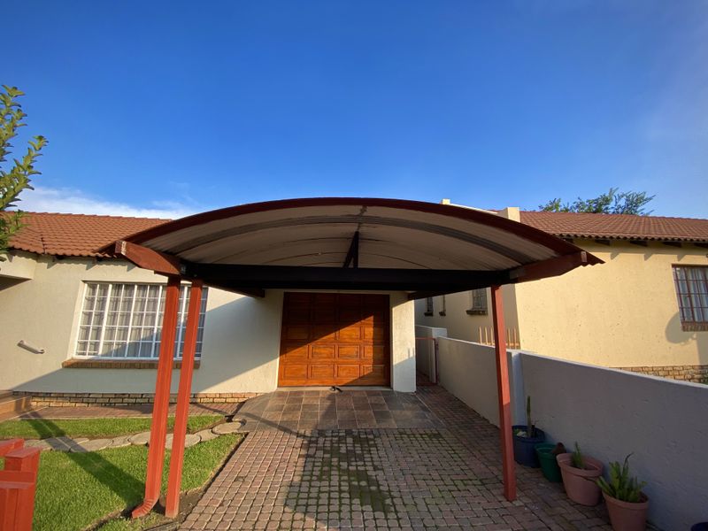 A perfect lifestyle property to treasure - Photo 2
