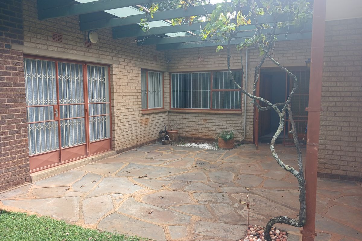 Beautiful, maintained family home for sale in quiet area. - Photo 5