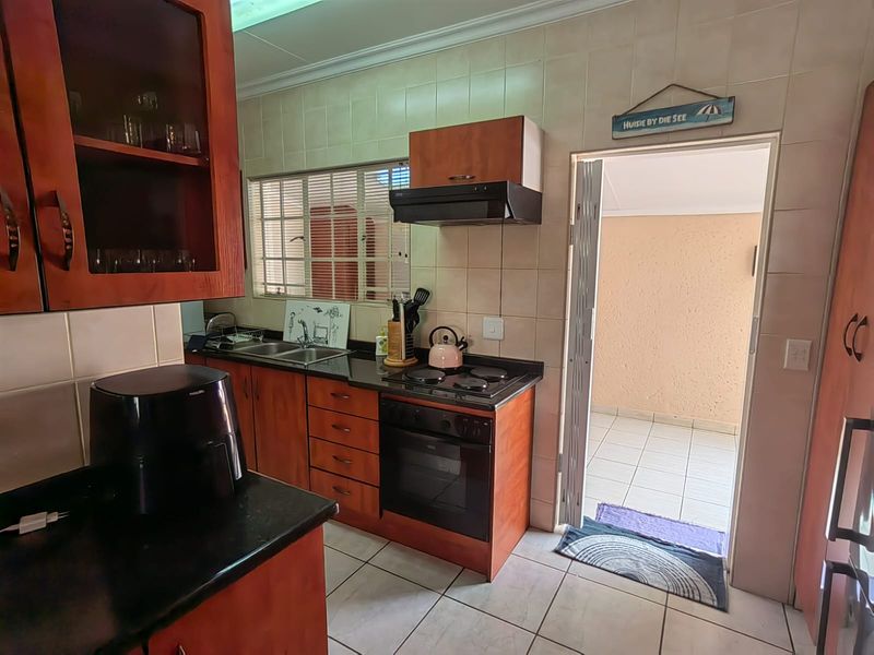 Stylish Townhouse for sale in Parys - Photo 6