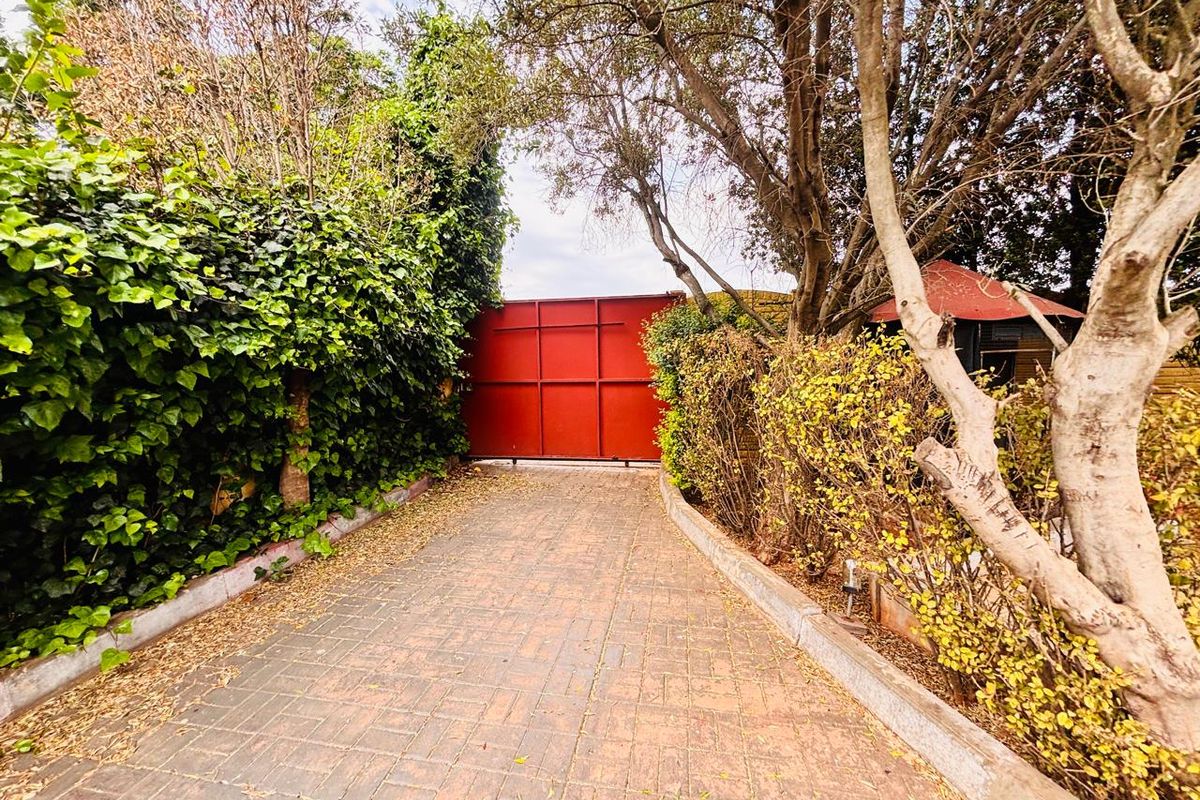 Fixer Upper Opportunity in Danpienaar! - Photo 3