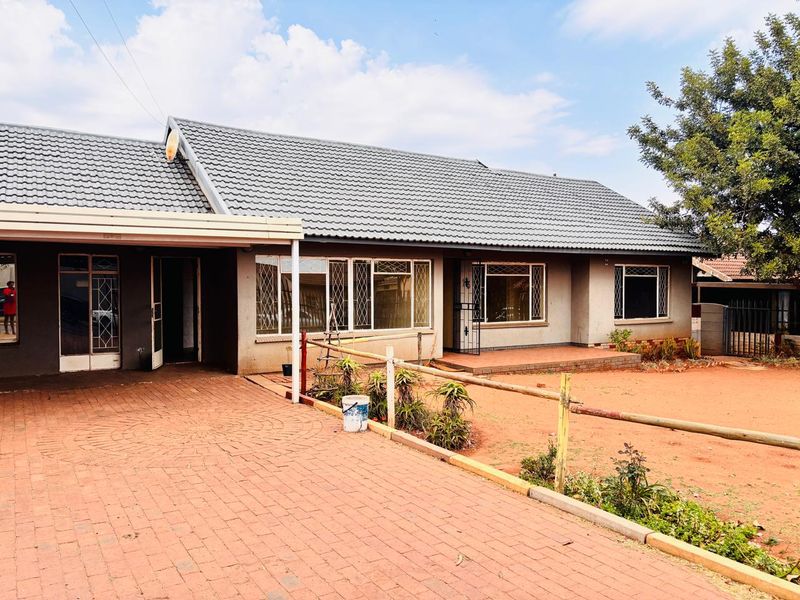 Fixer Upper Opportunity in Danpienaar! - Photo 6