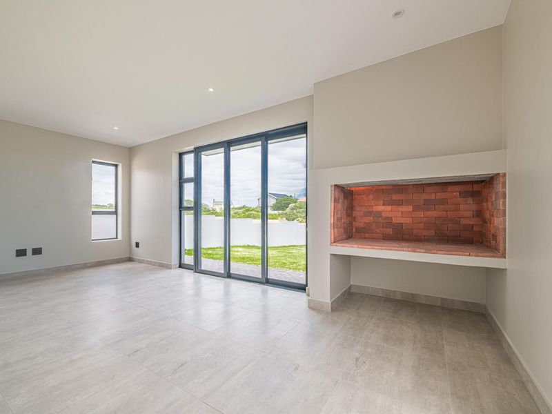 ZANDHOOGTE ESTATE, TERGNIET, MOSSEL BAY. - Photo 4