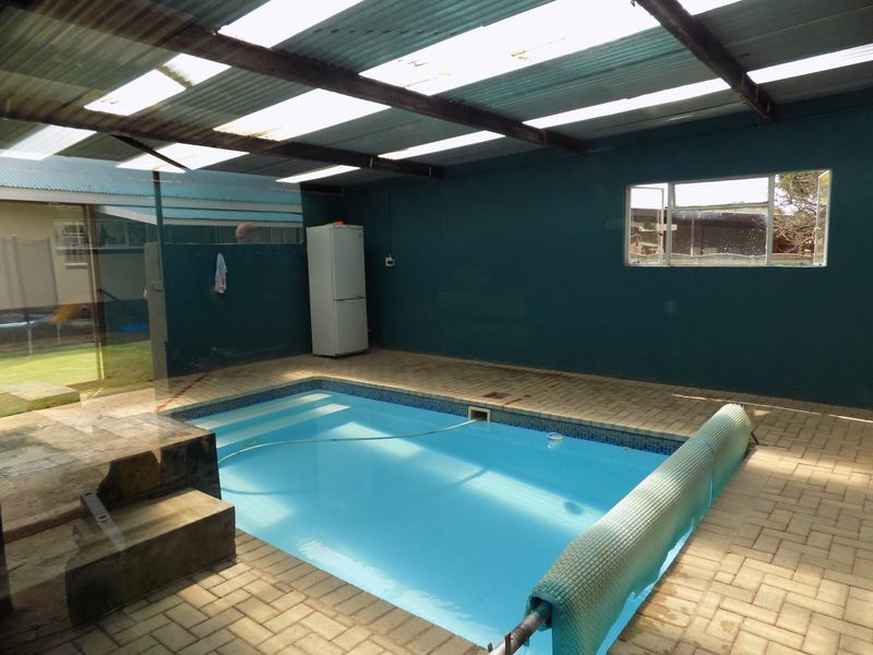 Family home for sale with 2 flatlets - Photo 6