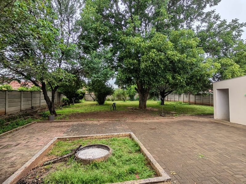 Family home for Sale in Parys - Shared Mandate - Photo 3