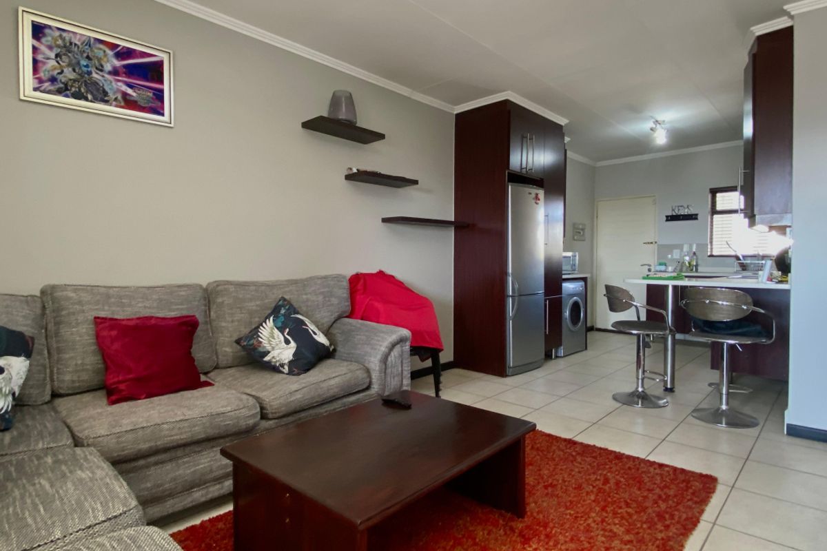 2 bed 2 bath  Apartment Call me Al but Call me ALAADDIN & SURAIYA - Photo 2
