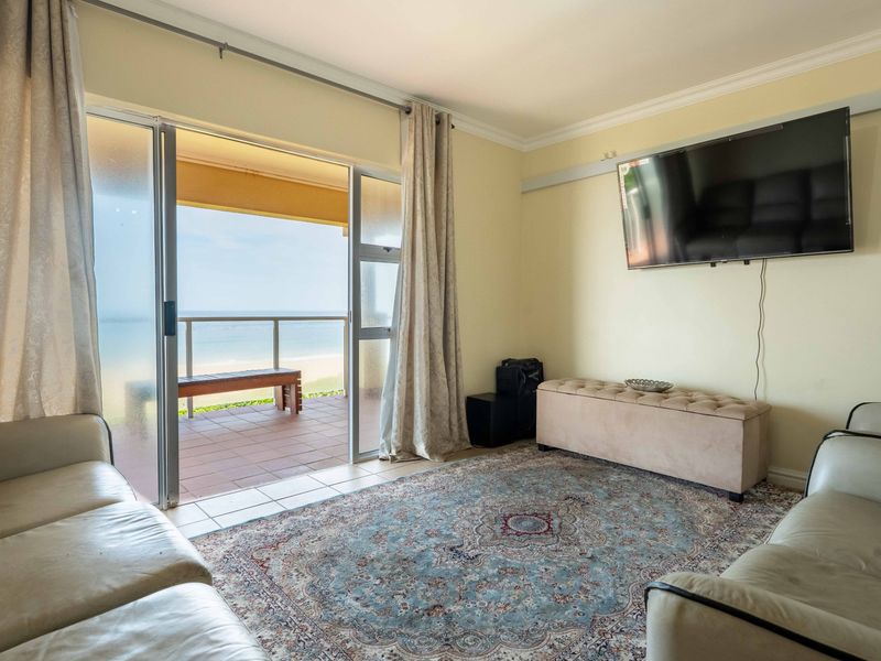 Discover your slice of paradise in this 3 Bedroom situated in  Illovo Beach - Photo 4