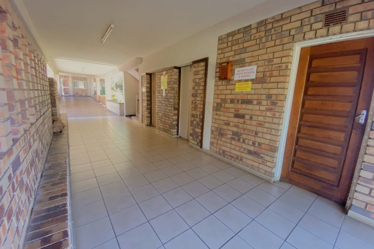 Prepaid- electricity & water. - Photo 4