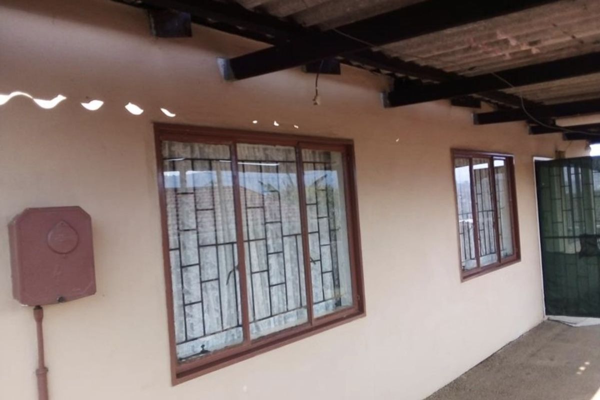 3 Bedroom House for Sale - Photo 2