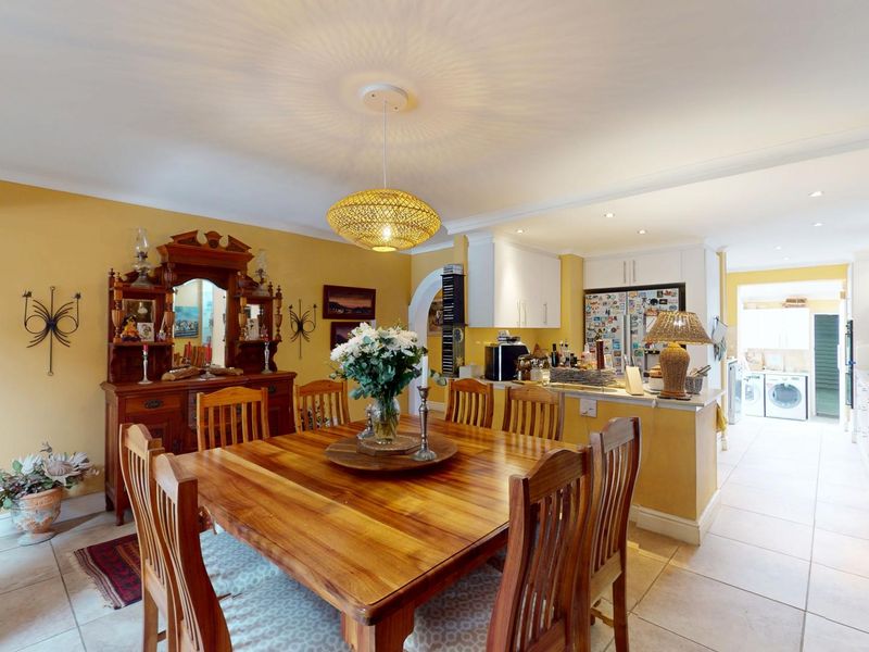 Luxury, Space & Sustainability - The Perfect Duplex Awaits! - Photo 9