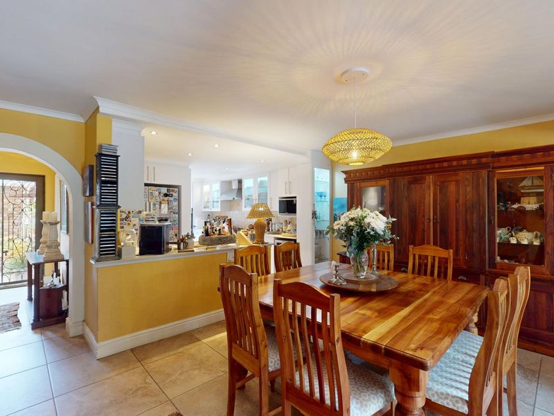 Luxury, Space & Sustainability - The Perfect Duplex Awaits! - Photo 8