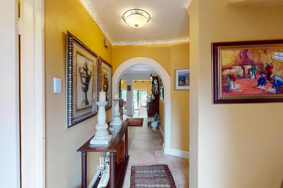 Luxury, Space & Sustainability - The Perfect Duplex Awaits! - Photo 5