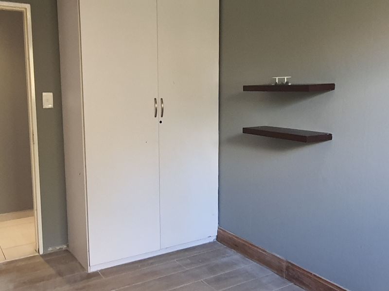 2 bed 2 bath garden Simplex Apartment Call me Al but Call me ALAADDIN & SURAIYA - Photo 10