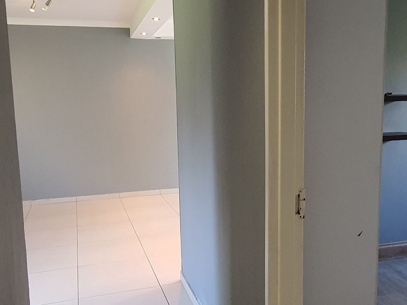 2 bed 2 bath garden Simplex Apartment Call me Al but Call me ALAADDIN & SURAIYA - Photo 8