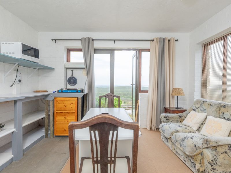 Charming Long-Term Rental in Agulhas Nature Reserve - Photo 2