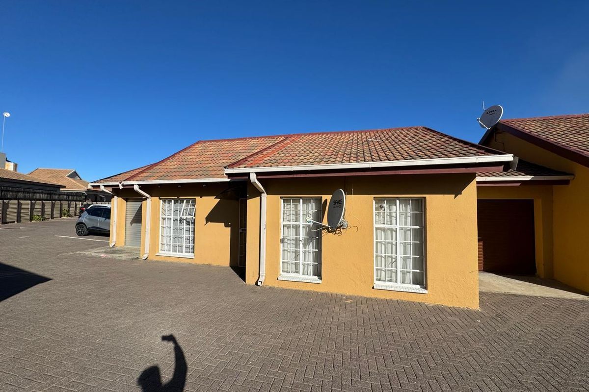 2 Bedroom Townhouse for Sale - Photo 4