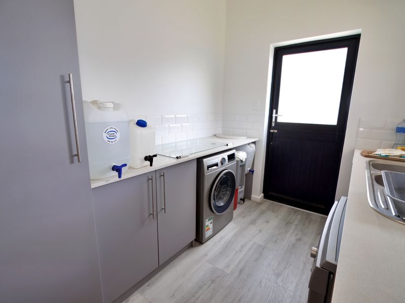 Breathtaking Views in Skulpiesbaai Estate - Photo 7