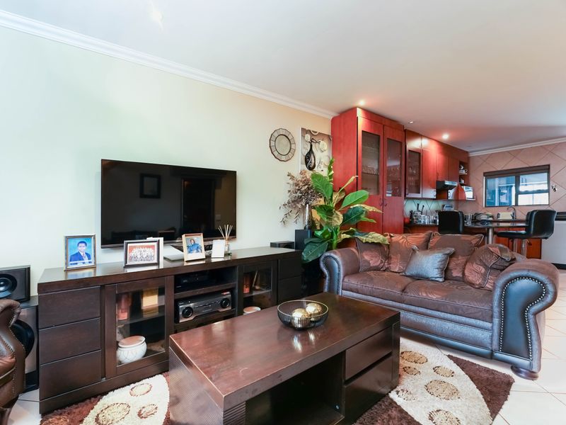 Location is the key to your new family home - Photo 8