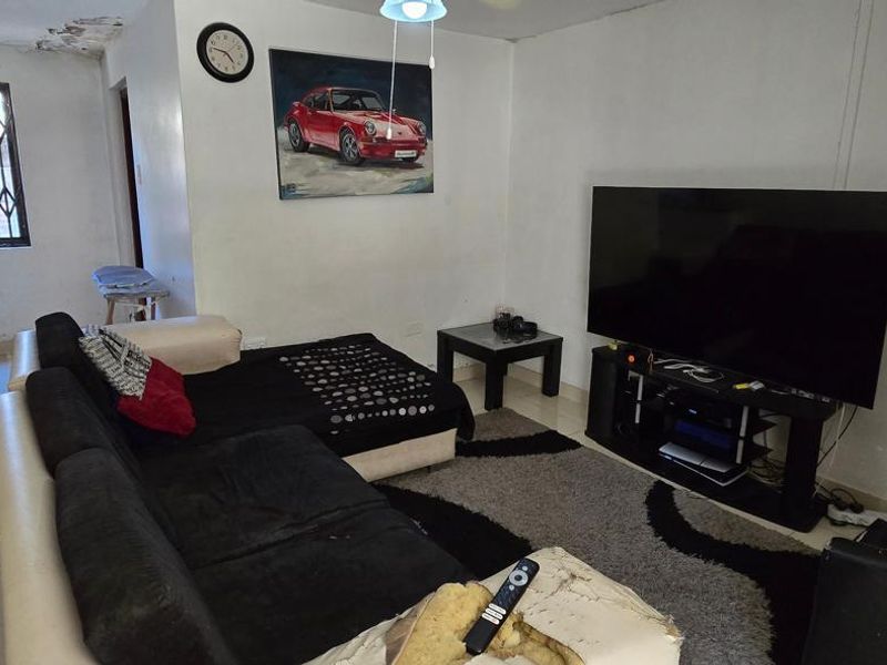 Family Home in Stanger - Photo 7