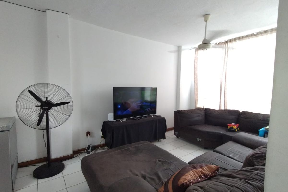 2 Bedrooms  Apartment  Essenwood -Investors - Photo 5