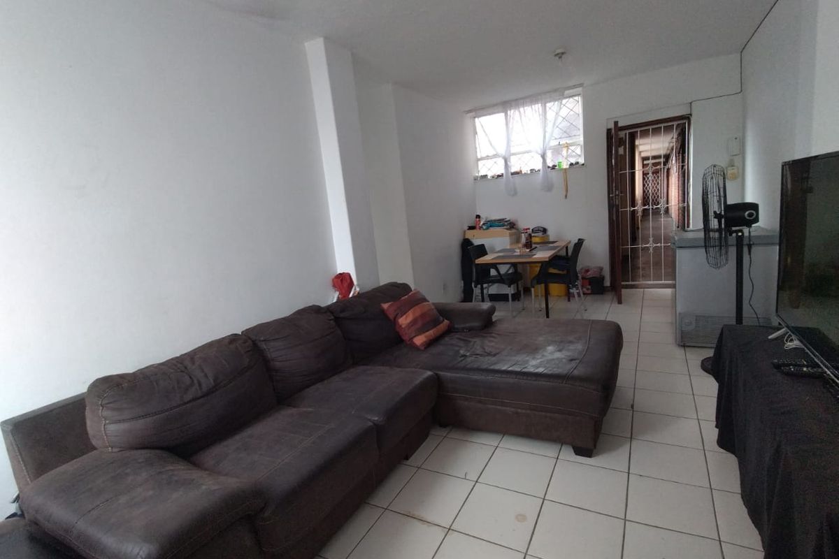 2 Bedrooms  Apartment  Essenwood -Investors - Photo 2