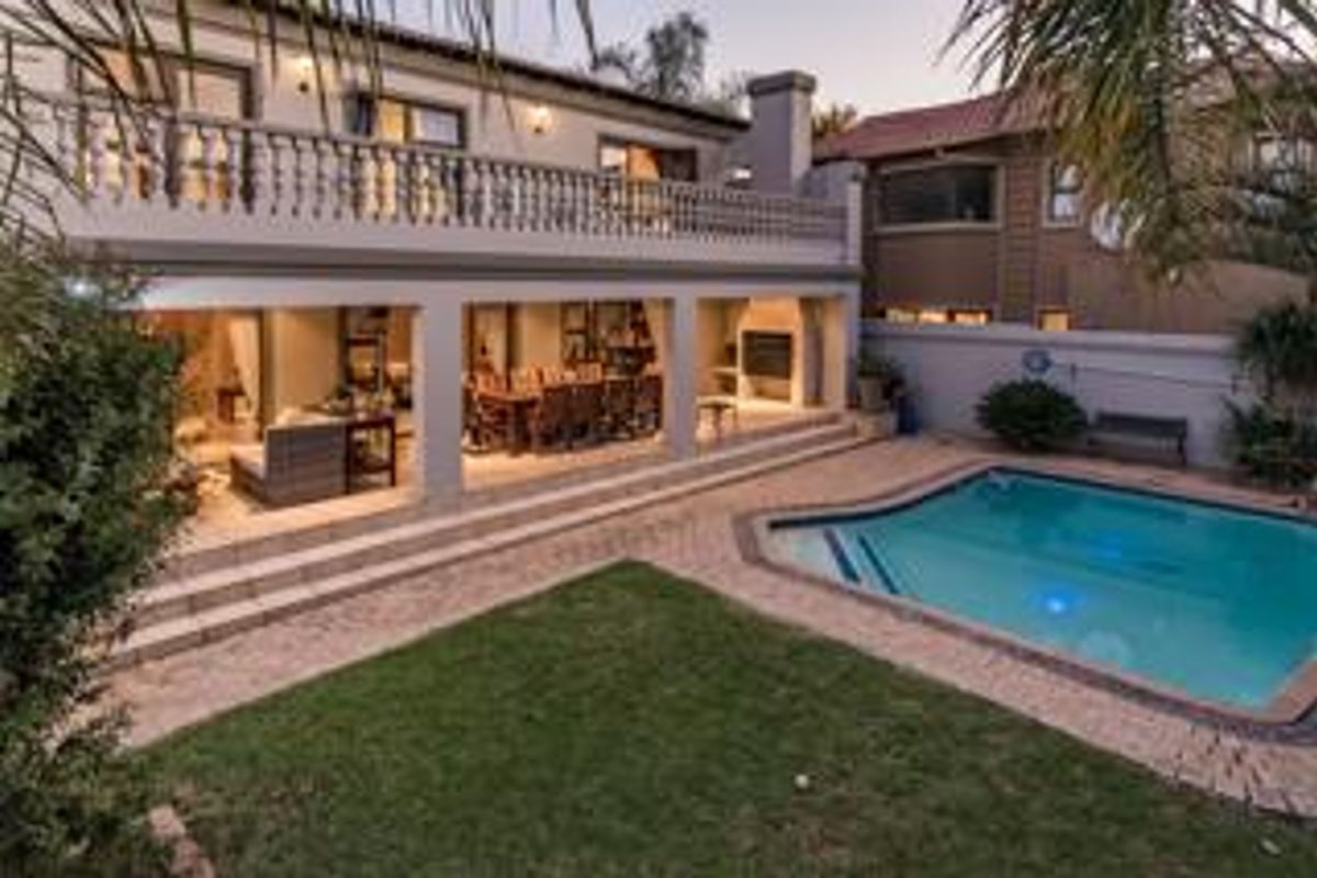 LUXURY 4 Bedroom 3 Bathroom Home in TOP CLASS BUSHWILLOW PARK ESTATE CALL SURAIYA & ALADDIN - Photo 3