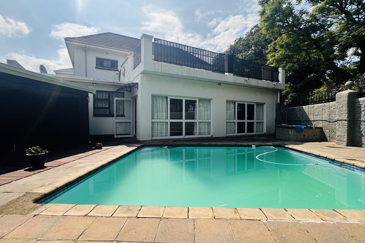 Exquisite Double-Story Home with Golf Course Views! - Photo 2