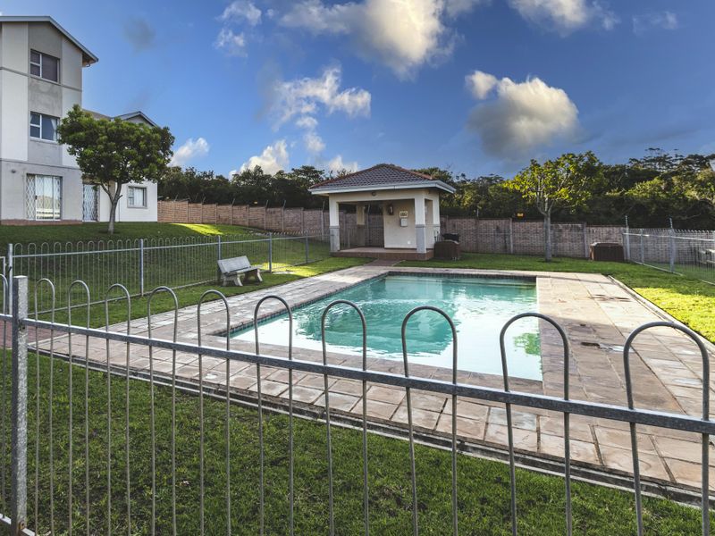 Morden 3-Bedroom Apartment in Beacon BAY - Photo 3