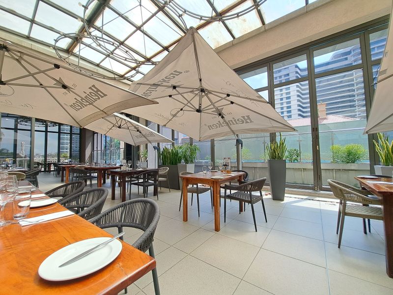 Charming Studio apartment ideal for modern living and convenience - Photo 2