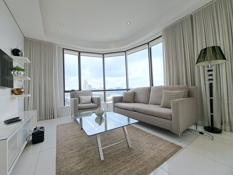 furnished 2-bedroom apartment in Sandton Skye - Photo 2