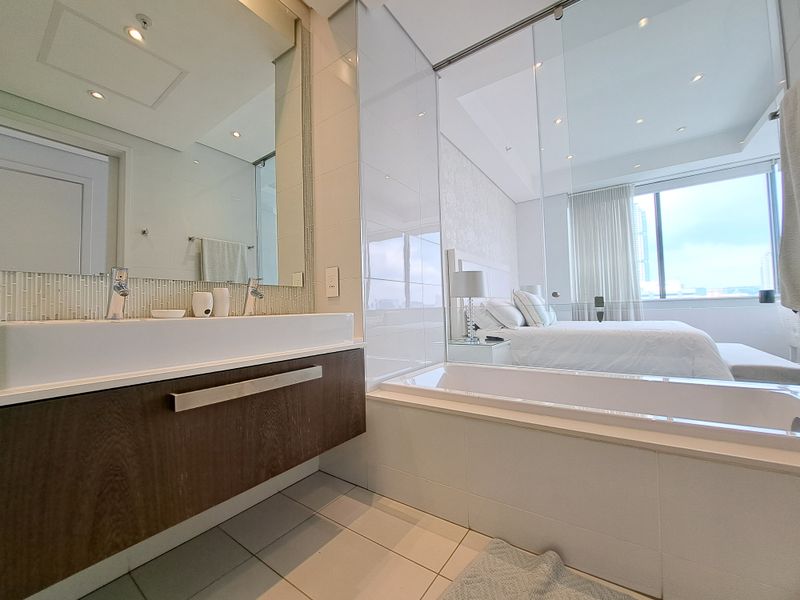 furnished 2-bedroom apartment in Sandton Skye - Photo 7