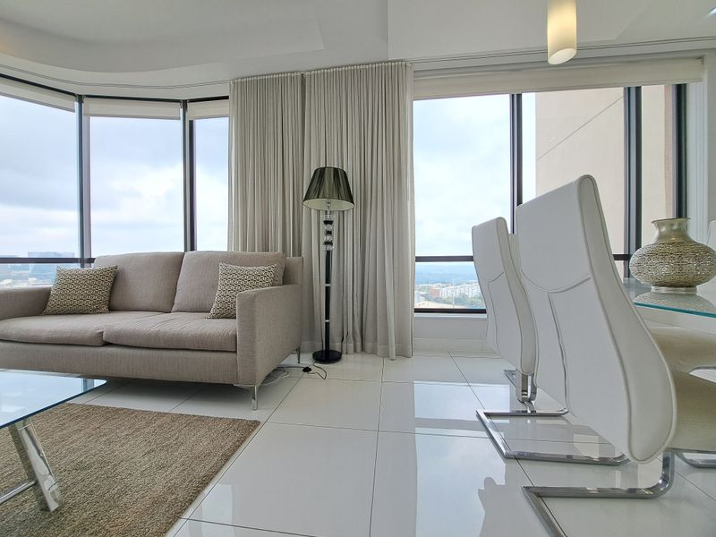 furnished 2-bedroom apartment in Sandton Skye - Photo 3