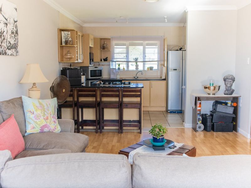 Stylish Coastal Retreat – Move-In Ready! - Photo 6