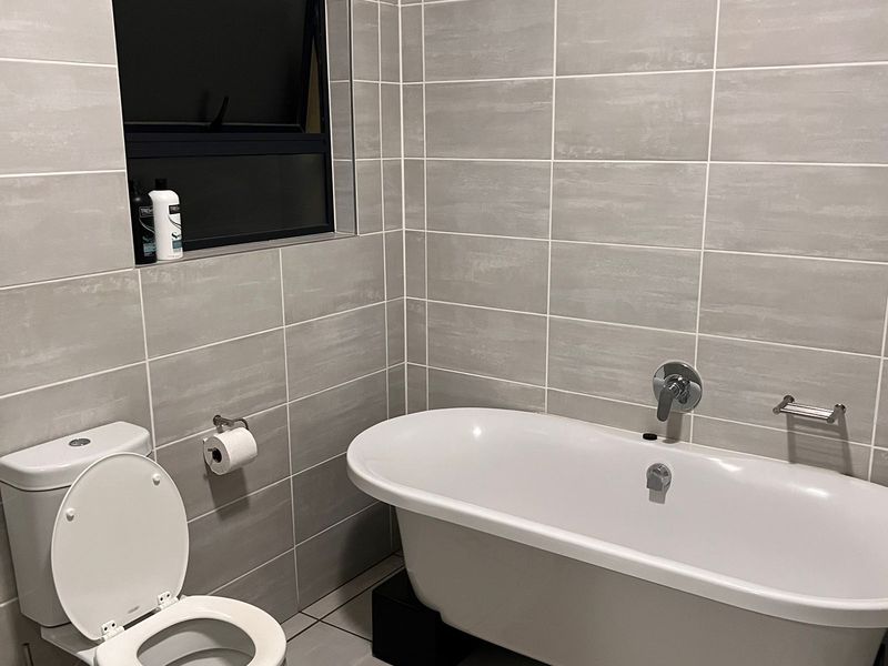 Charming 2-bedroom apartment available for rent in Waterfall, Midrand—your perfect new home awaits! - Photo 8