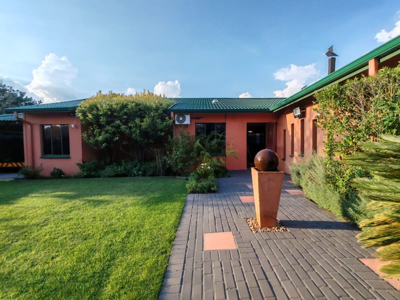 3 Bedroom House for Sale Sasolburg Ext 11 - Photo 5