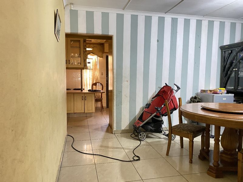 3-Bedroom Home in Prime Location - Photo 5