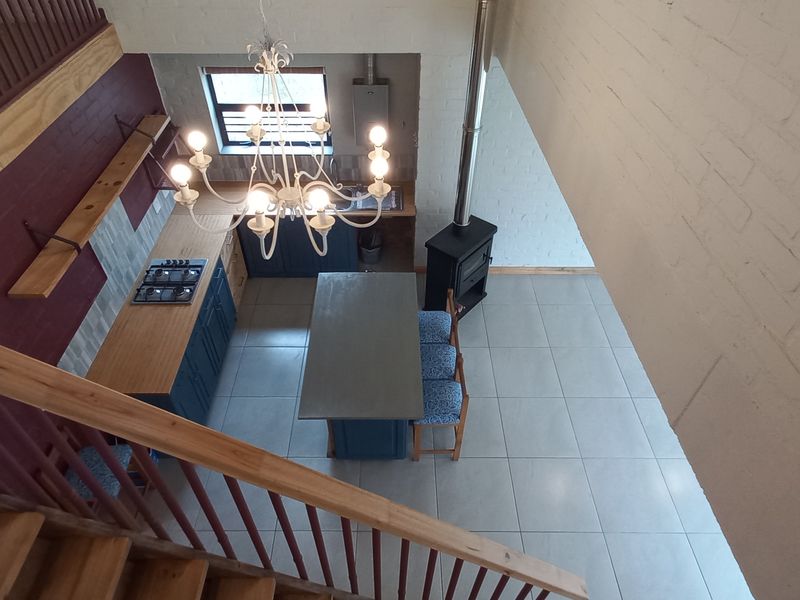 Light and Modern 3 Bedroom House in Pringle Bay for Sale - Photo 5