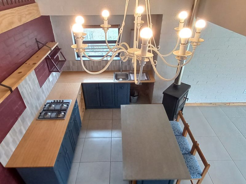 Light and Modern 3 Bedroom House in Pringle Bay for Sale - Photo 7