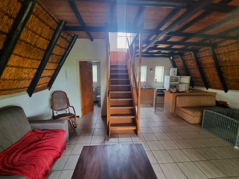 Utopia Nature Estate, Buffelspoort – Country Living with City Convenience! - Photo 6