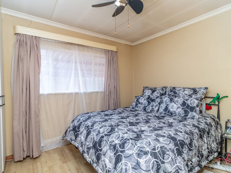 3 Bedroom 2 bathroom on 536 sqm Call Me Al But Call Me - Photo 10