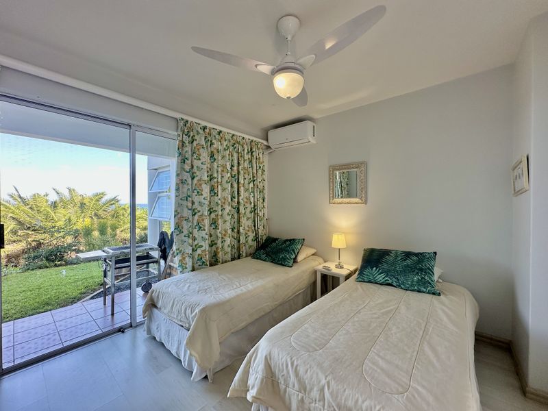 Coastal Living at Its Best - Photo 10