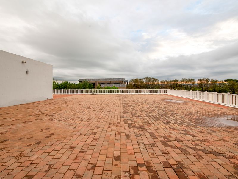 Indulge in the Epitome of Luxury Living - Photo 6