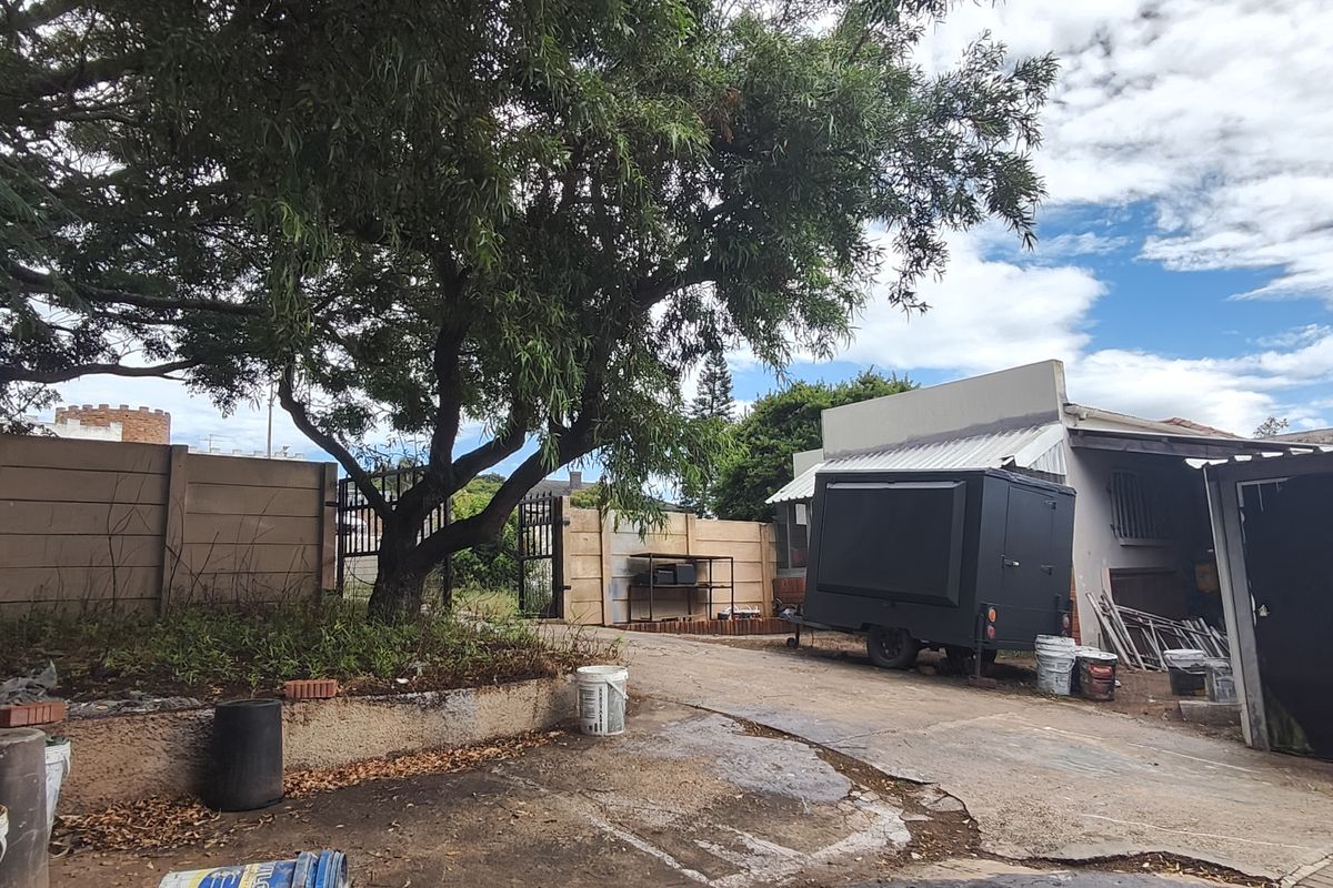 Prime spot for your business in busy road - Newton Park! - Photo 5