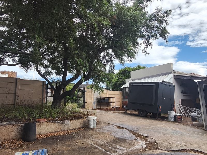 Prime spot for your business in busy road - Newton Park! - Photo 5