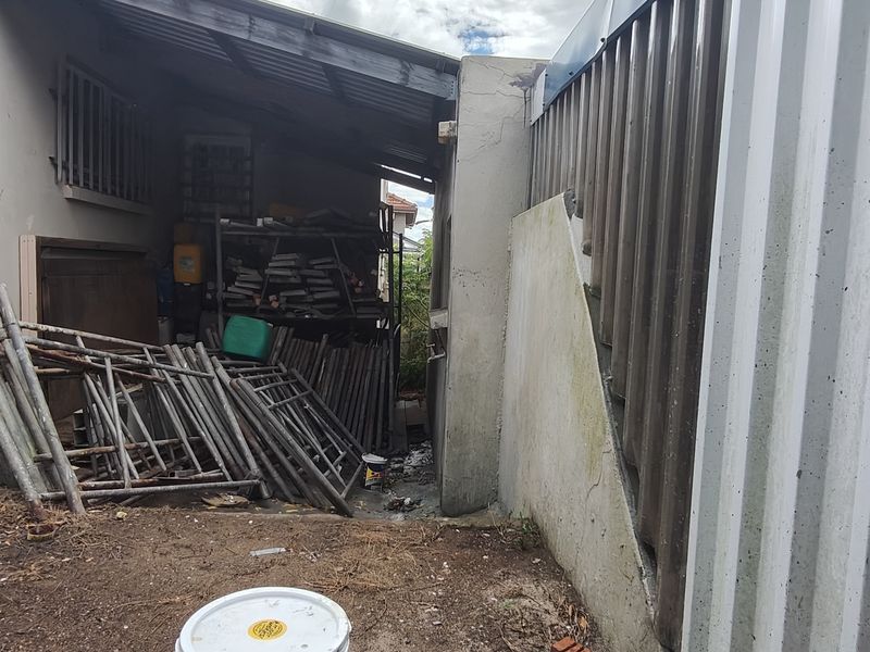 Prime spot for your business in busy road - Newton Park! - Photo 9