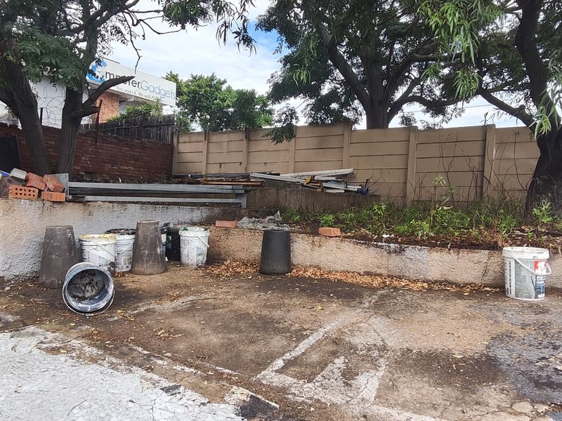 Prime spot for your business in busy road - Newton Park! - Photo 8